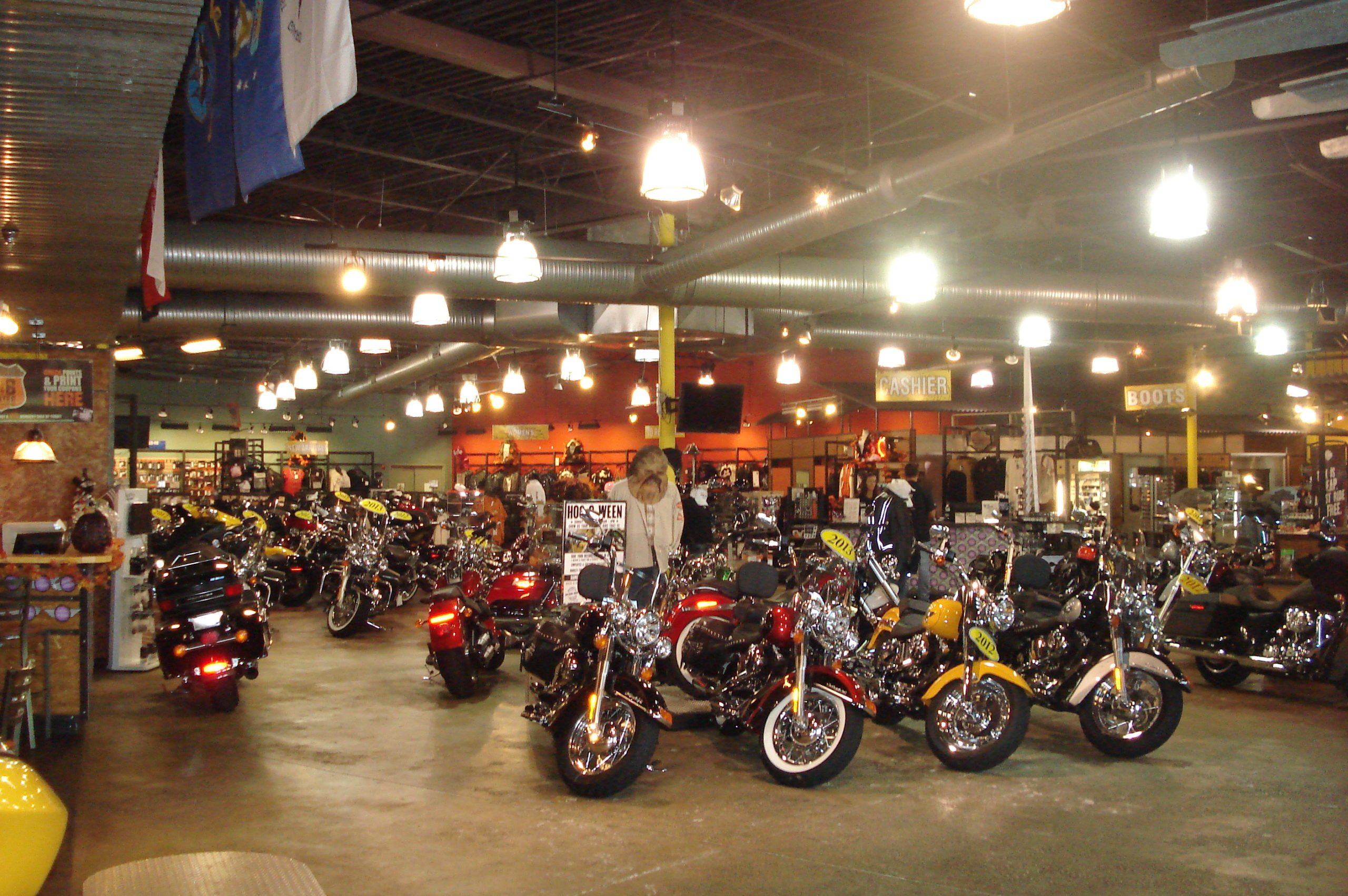 Harley Davidson Fort Myers Interior – Florida